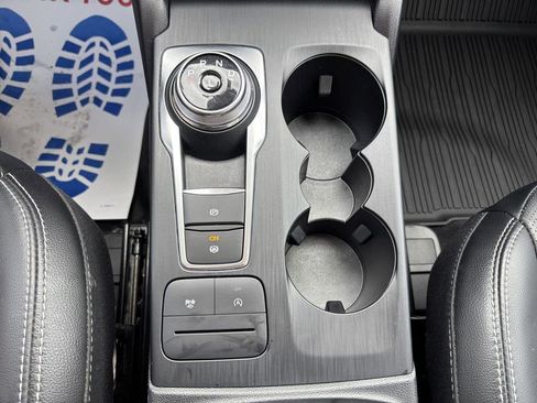 Used 2022 Ford Escape SEL w/ Class II Trailer Tow Package image 27