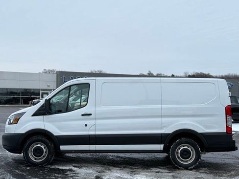 Certified 2019 Ford Transit 150 130 Low Roof image 39