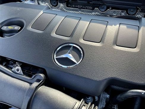 Certified 2023 Mercedes-Benz CLA 250 4MATIC image 33