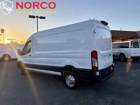 Used 2023 Ford Transit 250 Medium Roof AWD w/ Load Area Protection Package image 8
