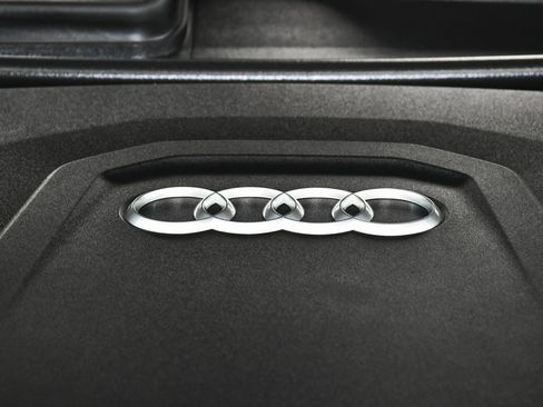 Used 2021 Audi Q8 Premium Plus w/ Premium Plus Package image 86