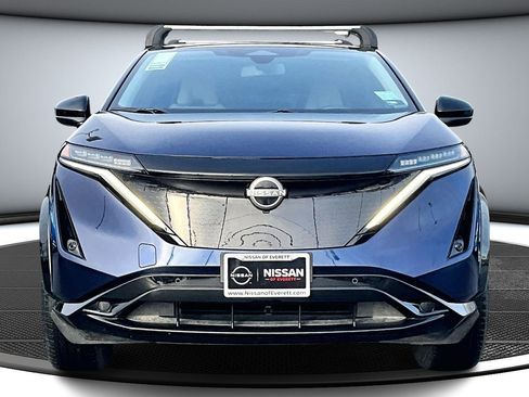 Used 2023 Nissan Ariya AWD image 2