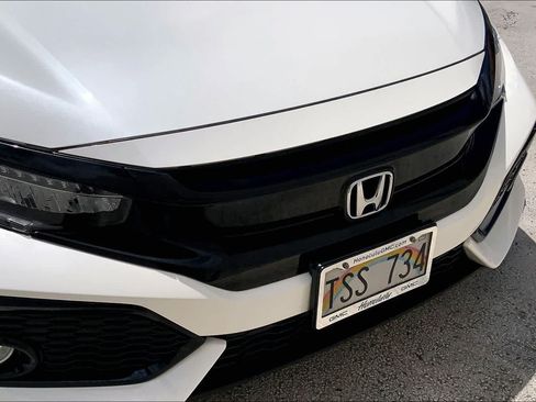 Used 2018 Honda Civic Sport Touring image 33