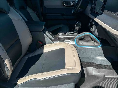Used 2024 Ford Bronco Wildtrak image 22