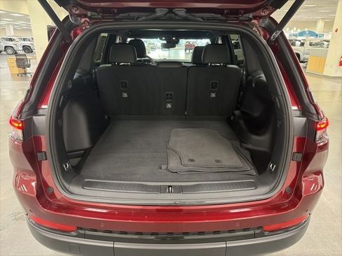 Used 2022 Jeep Grand Cherokee Altitude image 15