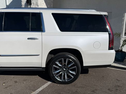 Used 2016 Cadillac Escalade ESV Platinum image 12