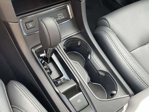 Certified 2025 Subaru Ascent Bronze Edition w/ Onyx Package image 25