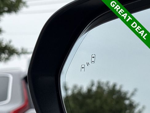 Used 2022 Lexus RX 350L Luxury image 9