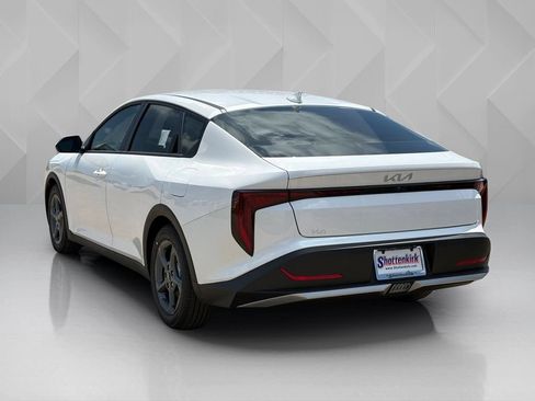 New 2026 Kia K4 FWD image 7