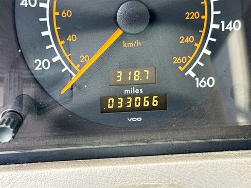 Used 1995 Mercedes-Benz C 280 Sedan image 12