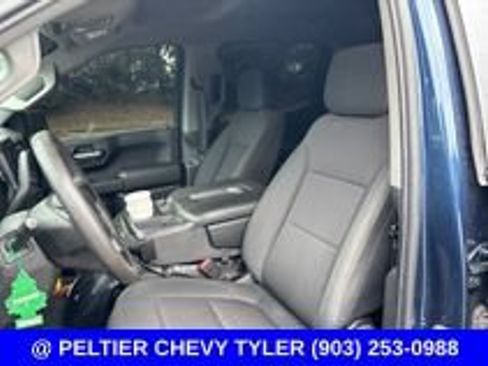 Used 2020 Chevrolet Silverado 1500 Custom w/ Infotainment Package RWD image 15