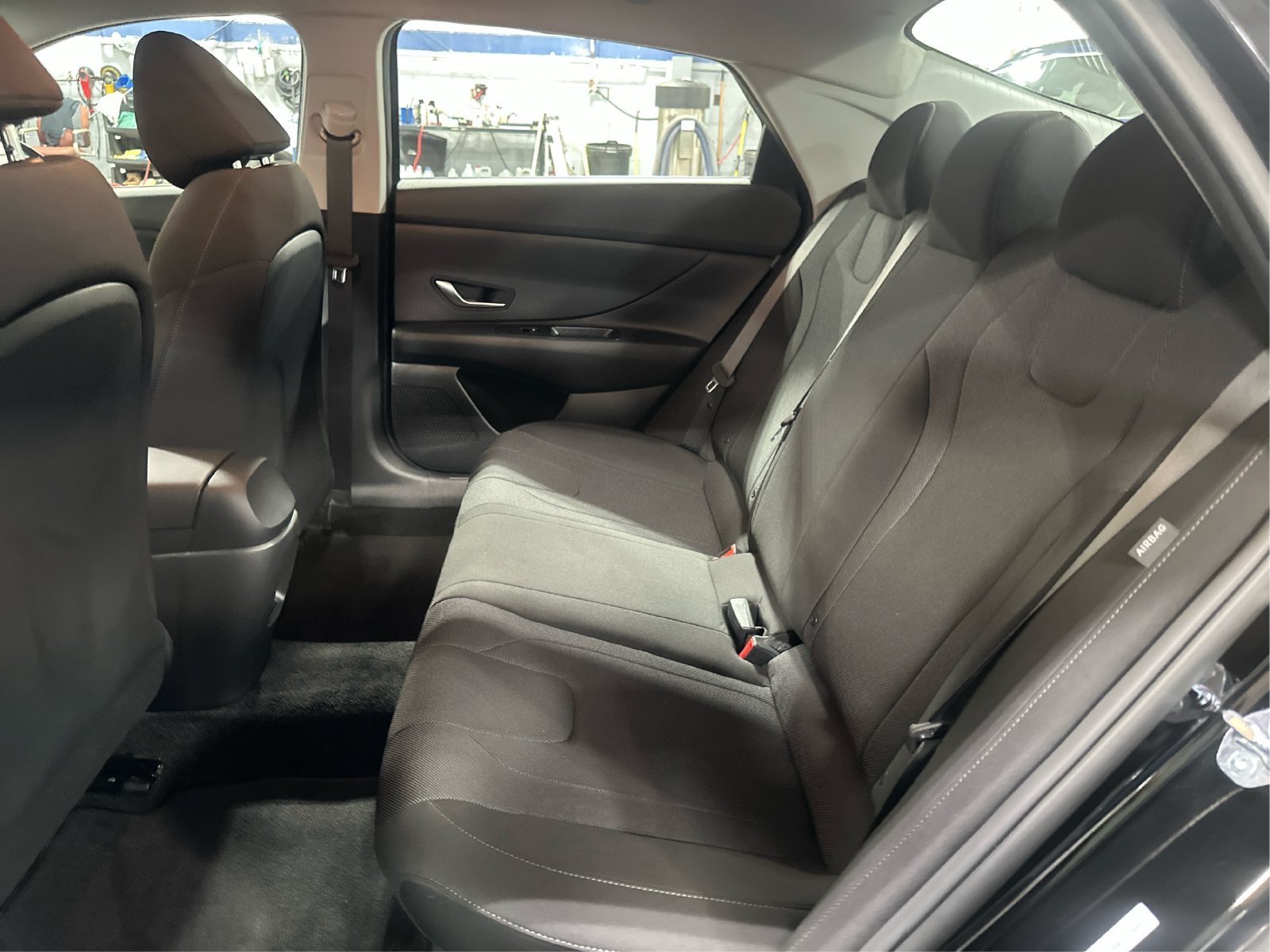 Used 2026 Hyundai Elantra SE FWD image 10