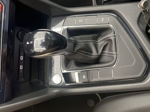 New 2026 Volkswagen Taos SE image 26