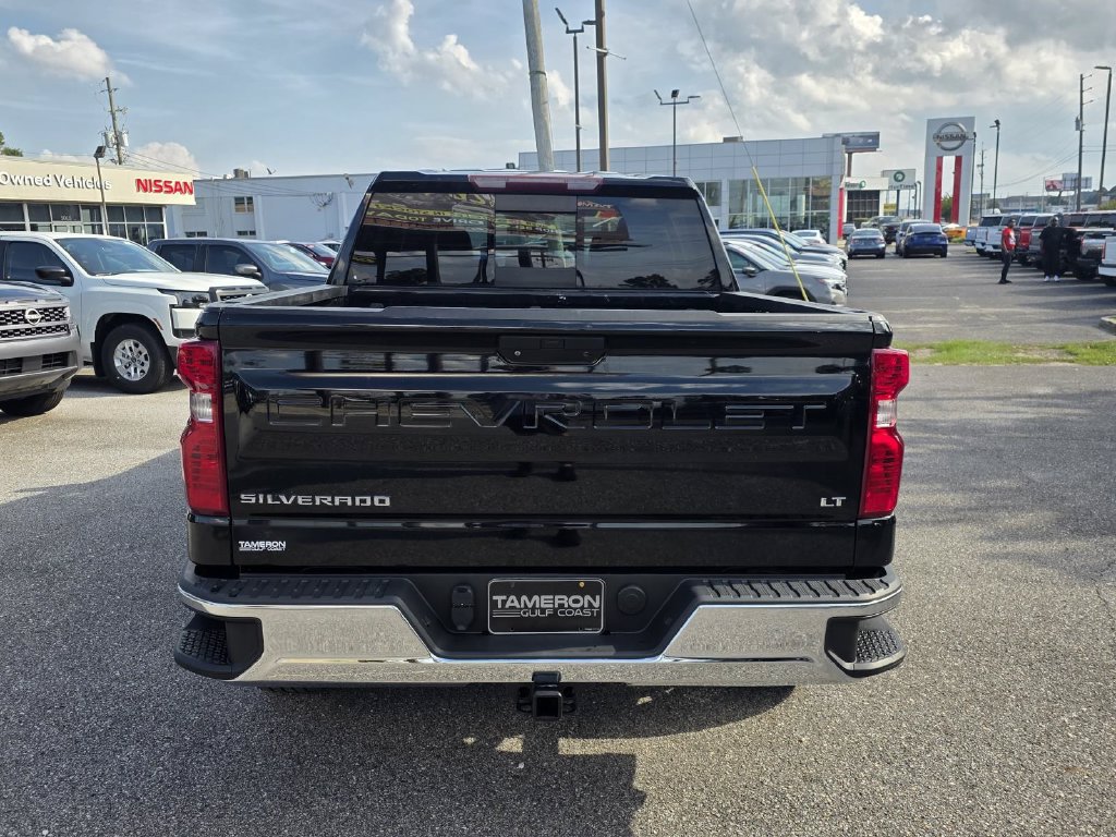 Used 2020 Chevrolet Silverado 1500 LT w/ Texas Edition RWD image 3