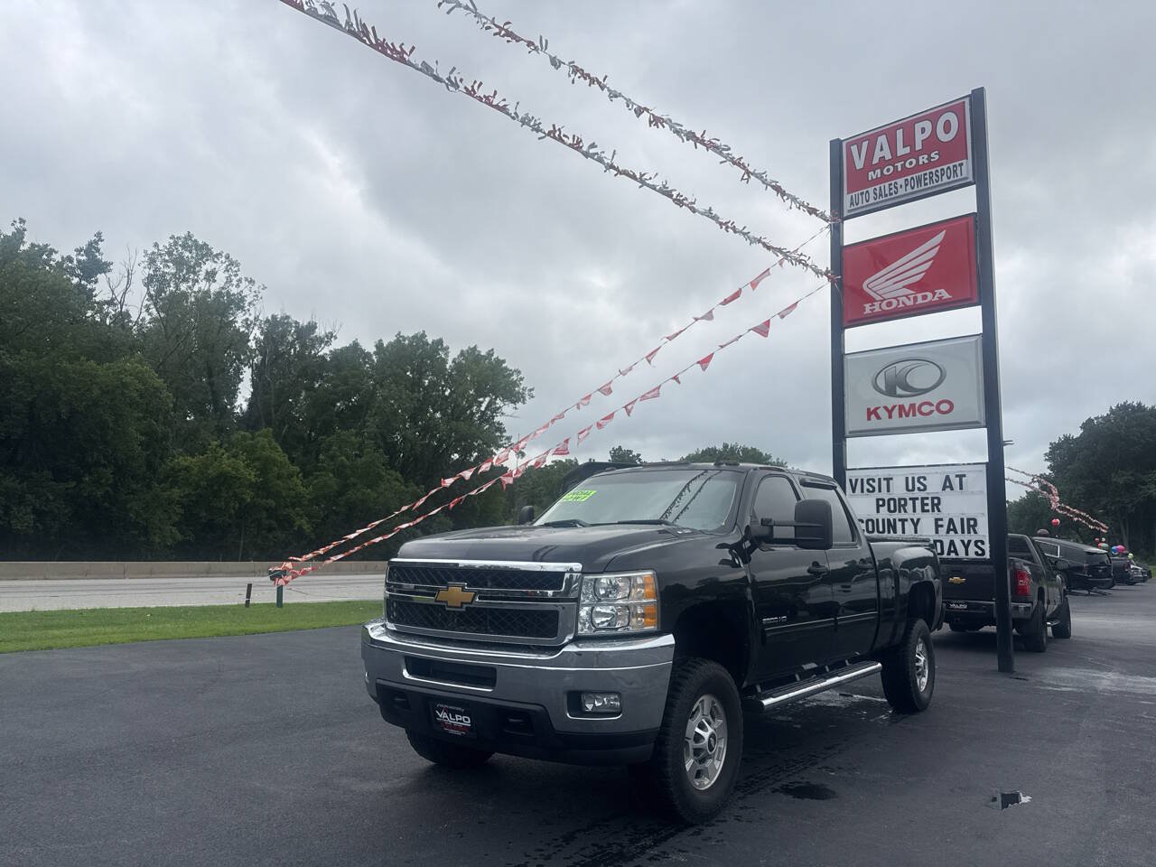 Used 2012 Chevrolet Silverado 2500 LT w/ Interior Plus Package AWD/4WD image 2