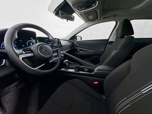 Used 2022 Hyundai Elantra SEL w/ Convenience + Premium Package FWD image 20