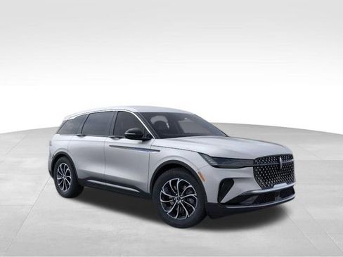 New 2026 Lincoln Nautilus Premier AWD/4WD image 8