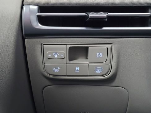 New 2026 Hyundai Tucson Limited w/ Tow & Go Package image 25