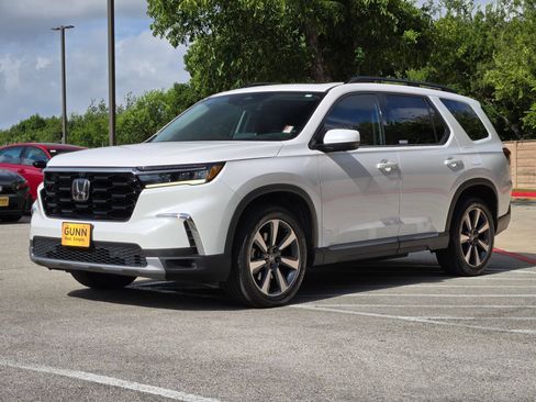 Certified 2023 Honda Pilot Elite image 7