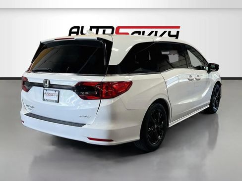 Used 2023 Honda Odyssey Sport image 7