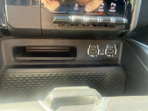 Used 2023 RAM 1500 Big Horn AWD/4WD image 27
