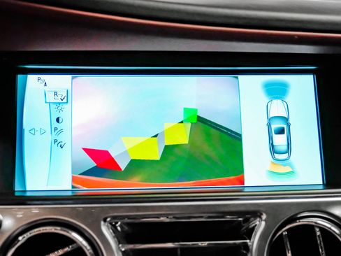 Used 2014 Rolls-Royce Wraith image 18