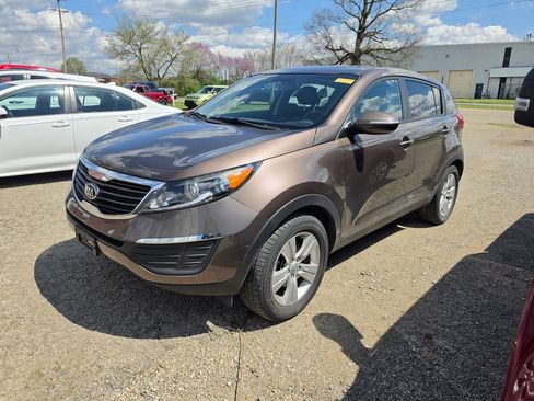 Used 2013 Kia Sportage LX image 1