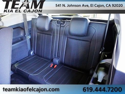 Used 2023 Volkswagen Tiguan SE image 18