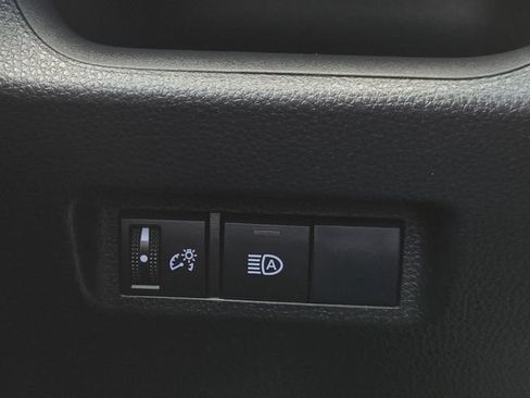 Used 2019 Toyota RAV4 LE w/ All Weather Liner Package AWD/4WD image 24