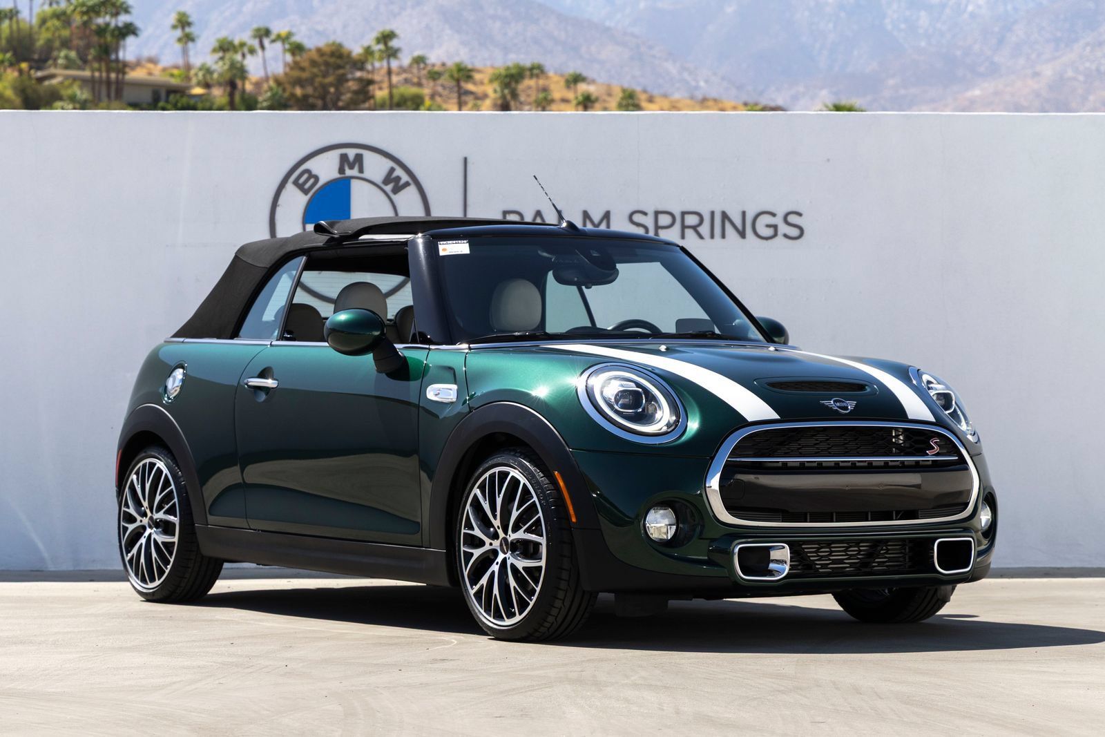 Used 2019 MINI Cooper S FWD image 2