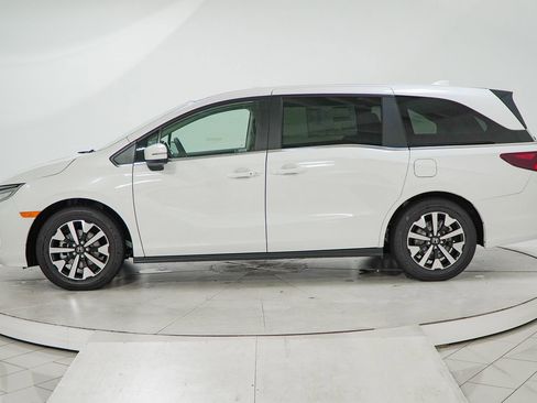 New 2026 Honda Odyssey EX-L image 5