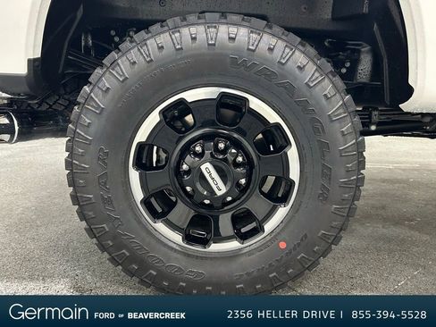 New 2026 Ford F350 Platinum w/ Tremor Off-Road Package image 10