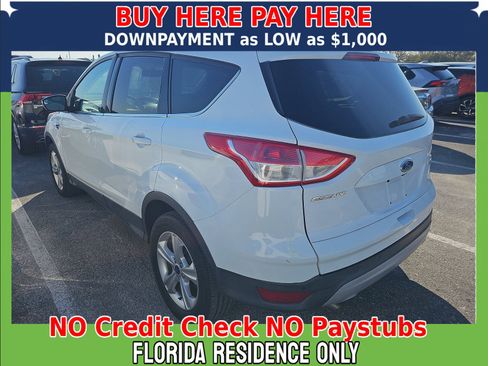 Used 2015 Ford Escape SE image 5