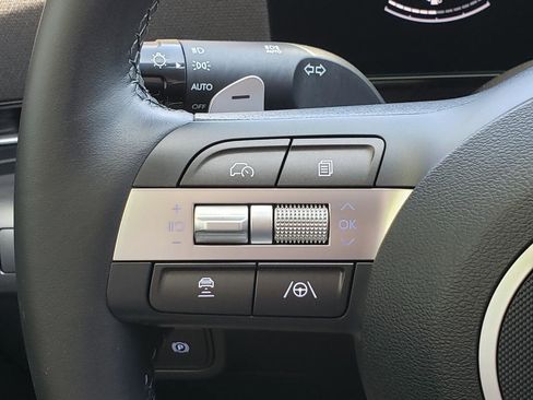 Used 2026 Hyundai Kona SEL Premium AWD/4WD image 19