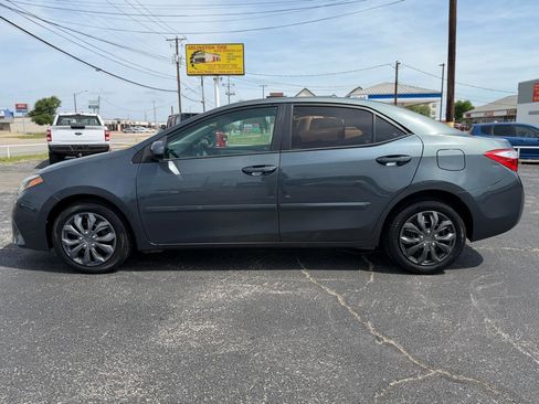 Used 2015 Toyota Corolla LE image 8