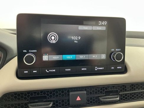 Certified 2024 Honda HR-V LX image 26