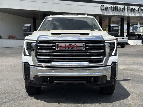 New 2026 GMC Sierra 2500 SLT w/ SLT Premium Package AWD/4WD image 3