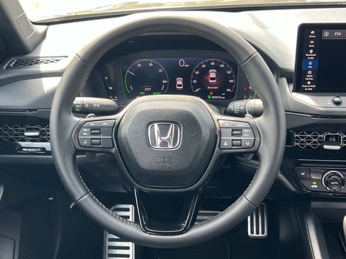 Used 2025 Honda Accord Sport image 8