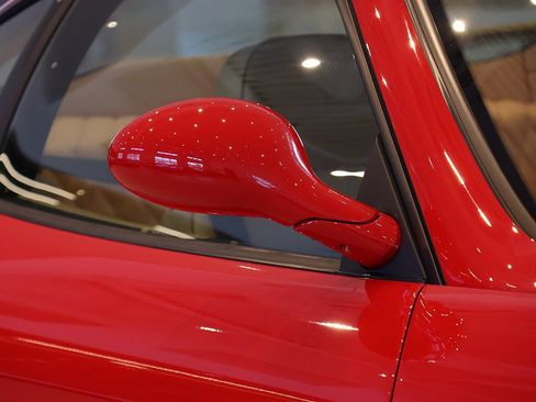Used 2001 Ferrari 550 Maranello Coupe RWD image 31