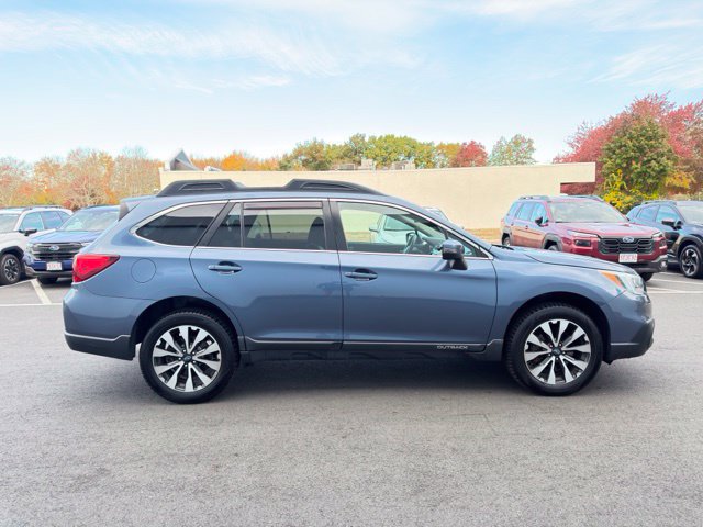 Used 2017 Subaru Outback 2.5i Limited AWD/4WD image 4