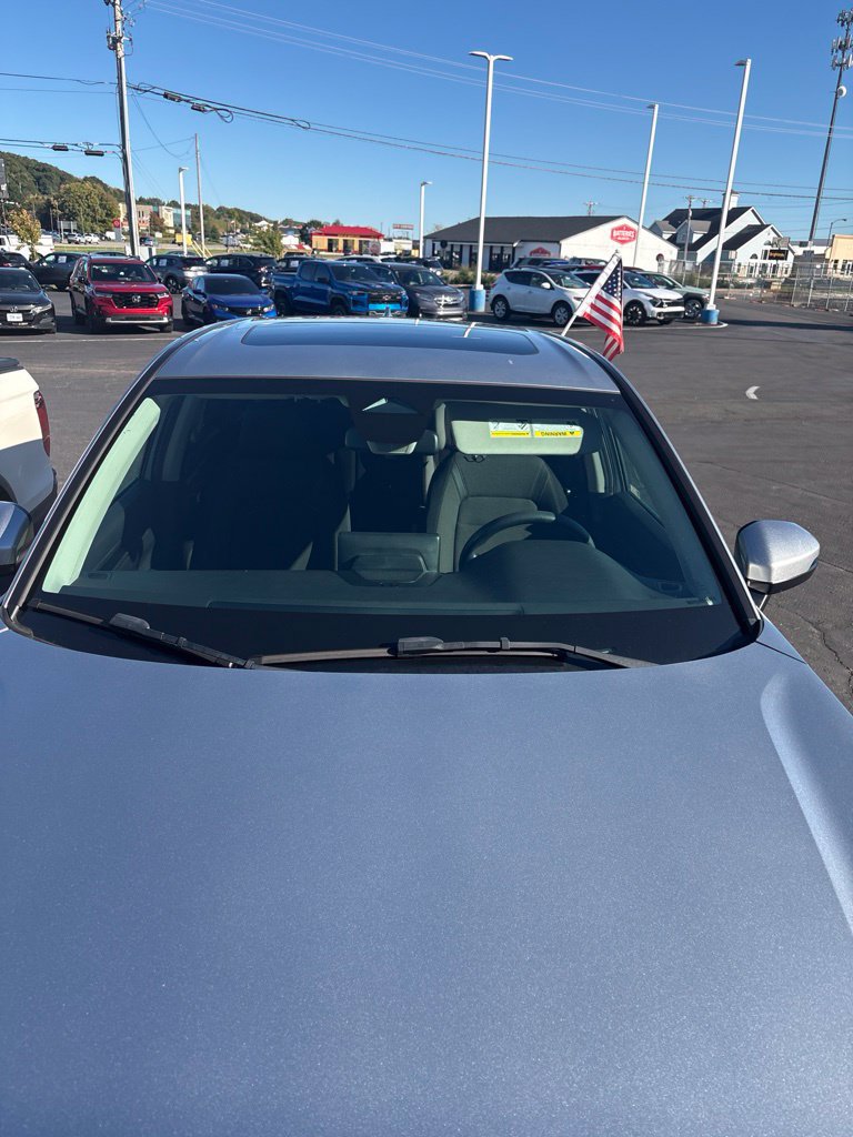 Used 2025 Honda CR-V EX image 10