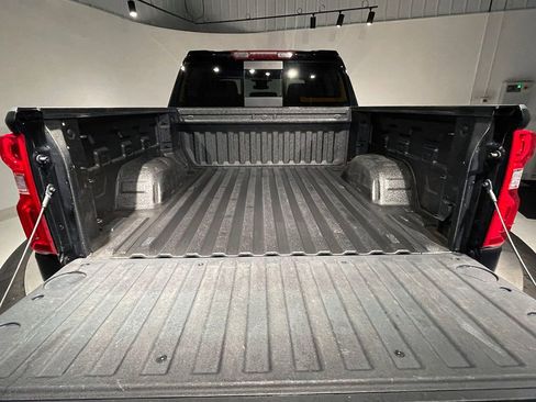 Used 2024 Chevrolet Silverado 1500 RST w/ Convenience Package II image 5