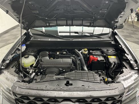 New 2025 Ford Maverick XLT w/ XLT Luxury Package image 26