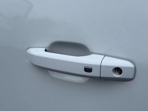 Used 2021 Chevrolet Silverado 2500 LT w/ Convenience Package image 35