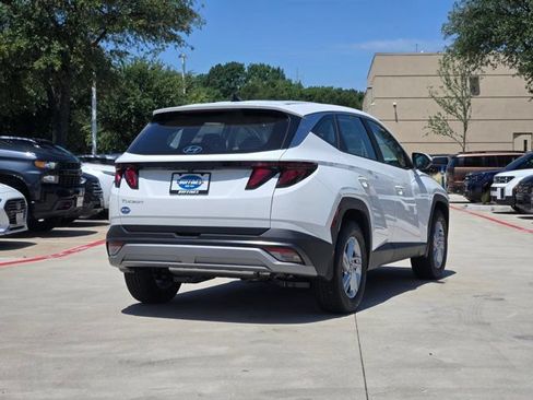 Certified 2025 Hyundai Tucson SE FWD image 4