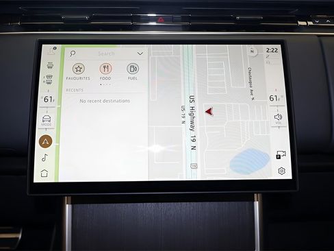 New 2025 Land Rover Range Rover SE image 21