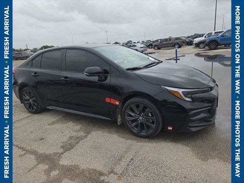 Certified 2026 Toyota Corolla SE FWD image 1