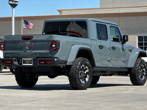 New 2026 Jeep Gladiator Rubicon image 6