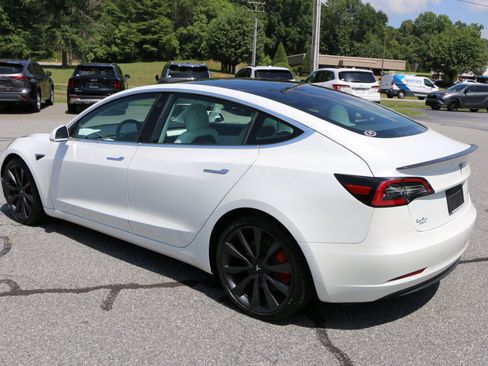 Used 2020 Tesla Model 3 Performance AWD/4WD image 3