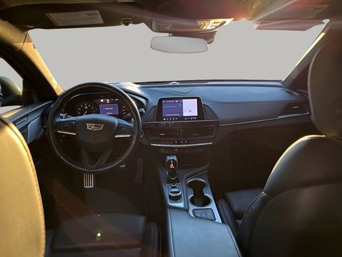 Used 2020 Cadillac CT4 V w/ Climate Package image 21